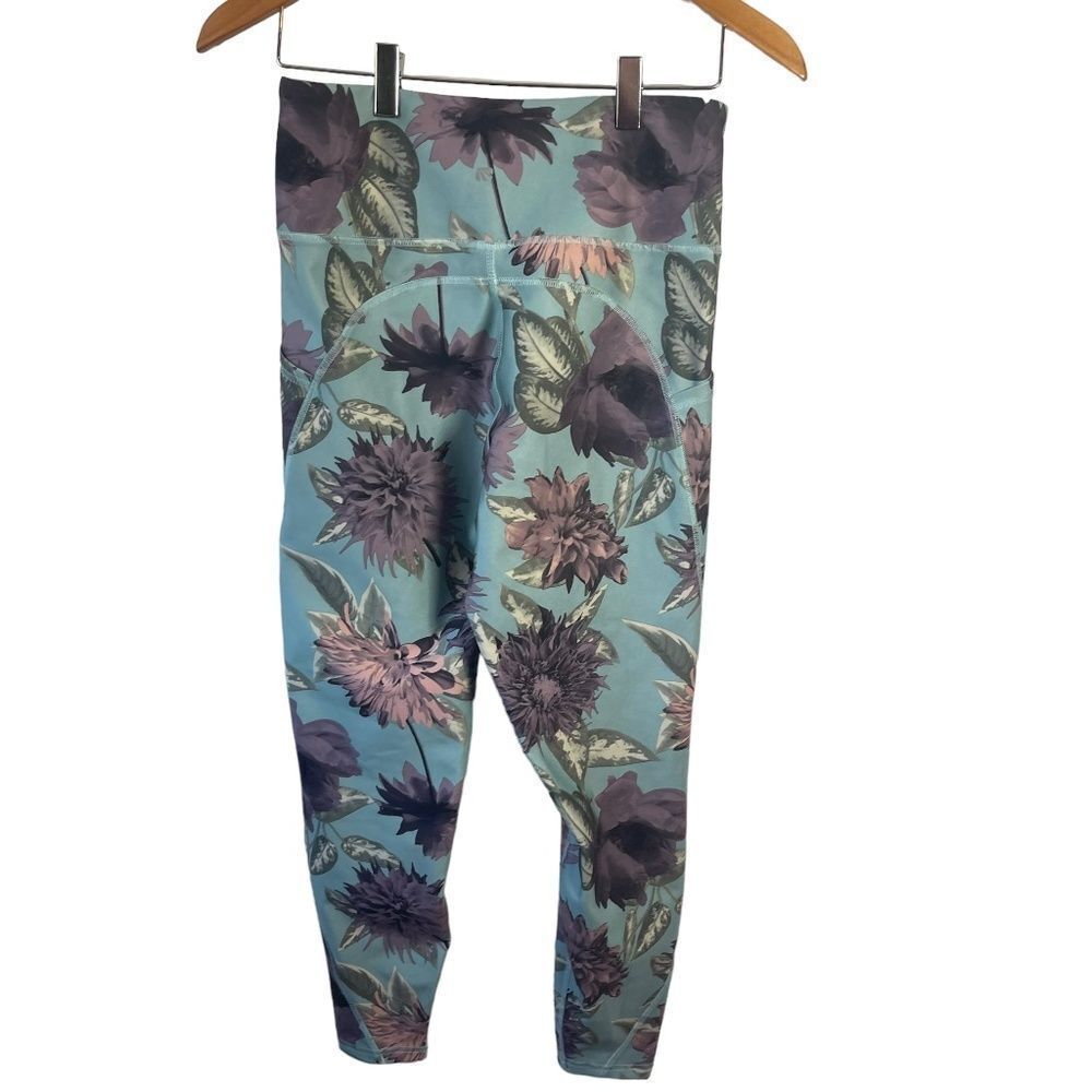 Marika Aqua Green Floral Print Crop Tummy Control Leggings Sz M‎